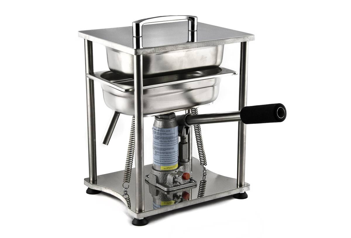 Jasna hydraulic juice press