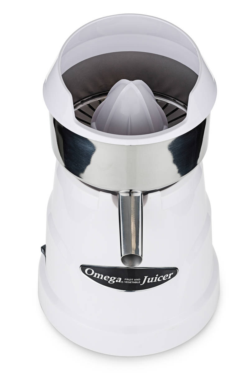Omega C-12 citrus juicer