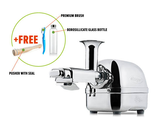 Angel-Juicer 8500s with accessories